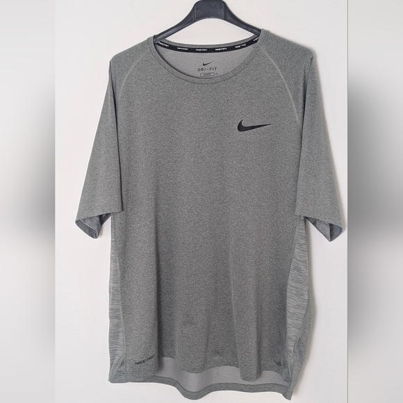 Nike Other - Nike Pro Men's Size Slim 2XL Training Active T-shirt Top Shirt Gray BV5633 EUC